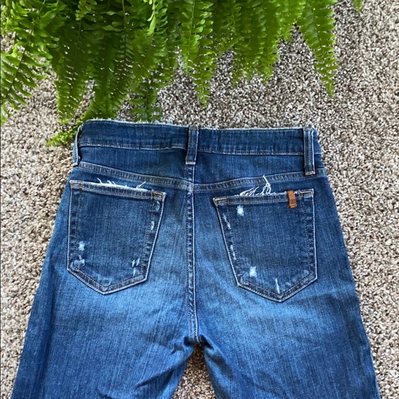 Joes jeans! Originally $200 selling for $120 - Picture 4 of 4